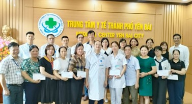 Hình ảnh chi tiết tin tức Gặp mặt các đồng chí là con gia đình liệt sĩ, thương binh, bệnh binh nhân dịp kỷ niệm 76 năm Ngày Thương binh – Liệt sĩ Hình ảnh tin tức Gặp mặt các đồng chí là con gia đình liệt sĩ, thương binh, bệnh binh nhân dịp kỷ niệm 76 năm Ngày Thương binh – Liệt sĩ