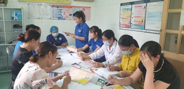 Hình ảnh chi tiết tin tức Duy trì tốt câu lạc bộ tư vấn sức khỏe tiền hôn nhân, góp phần nâng cao chất lượng dân số Hình ảnh tin tức Duy trì tốt câu lạc bộ tư vấn sức khỏe tiền hôn nhân, góp phần nâng cao chất lượng dân số