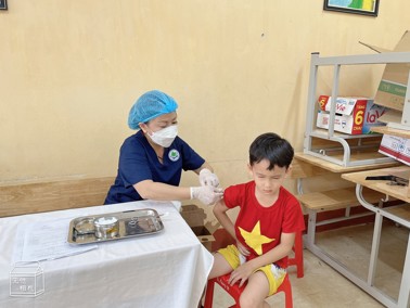 Hình ảnh chi tiết tin tức Những lợi ích bạn sẽ nhận được khi tiêm vaccine COVID-19 mũi 4 Hình ảnh tin tức Những lợi ích bạn sẽ nhận được khi tiêm vaccine COVID-19 mũi 4
