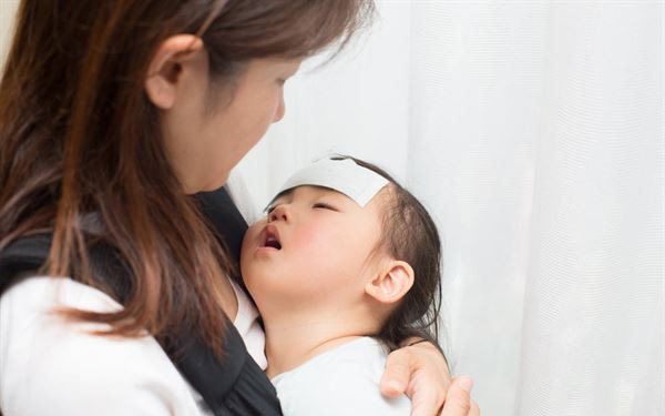 Chuyên gia hướng dẫn theo dõi, phát hiện, phòng tránh biến chứng hậu COVID-19 ở trẻ em