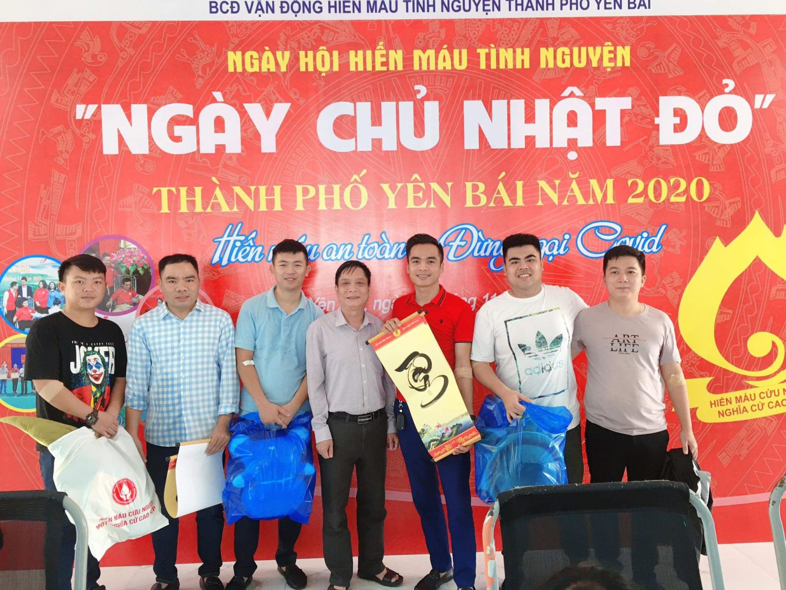 Trung tâm Y tế thành phố Yên Bái tham gia Chương trình “Ngày Chủ nhật đỏ”